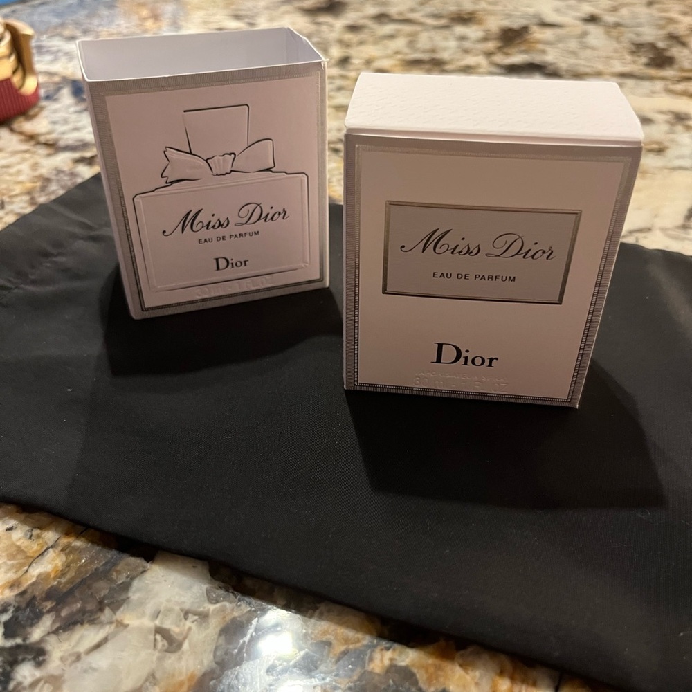 Dior Miss Dior Eau de Parfum’s Elegant Silver Box only